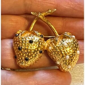 Vintage Hattie Carnegie Double Strawberry Pin
